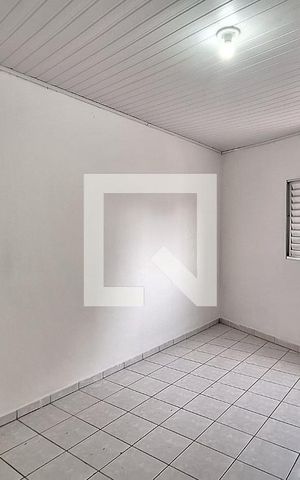 Casa à venda com 300m², 2 quartos e sem vaga Casa à venda com 300m², 2 quartos e sem vagaQuarto 1