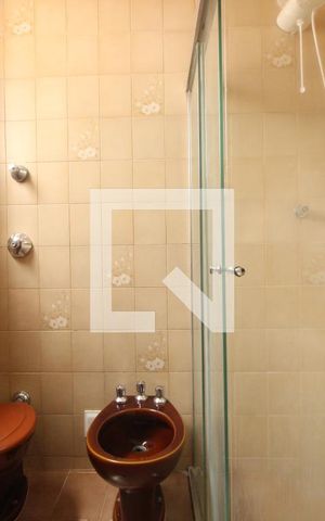 Apartamento à venda com 145m², 4 quartos e 2 vagasBanheiro 