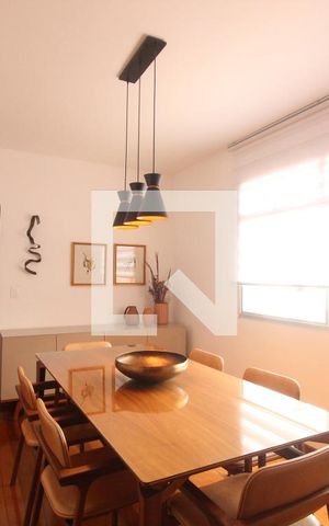 Apartamento à venda com 145m², 4 quartos e 2 vagasSala de jantar 