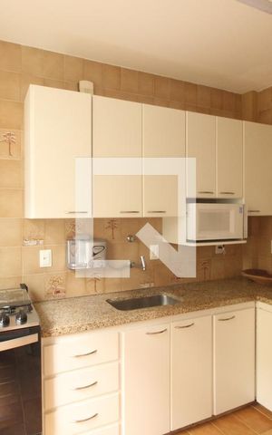 Apartamento à venda com 145m², 4 quartos e 2 vagasCozinha 