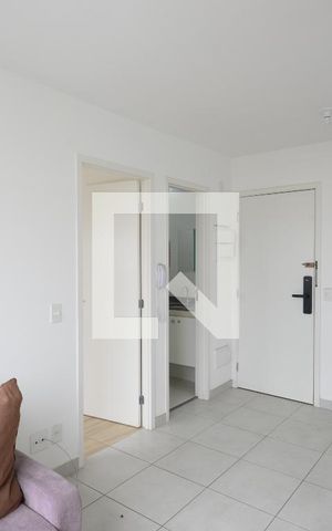 Apartamento à venda com 34m², 2 quartos e 2 vagasSala