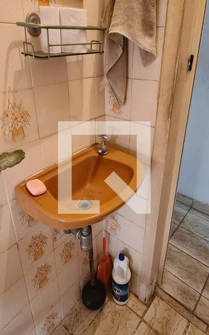 Casa de condomínio à venda com 220m², 3 quartos e 2 vagasLavabo