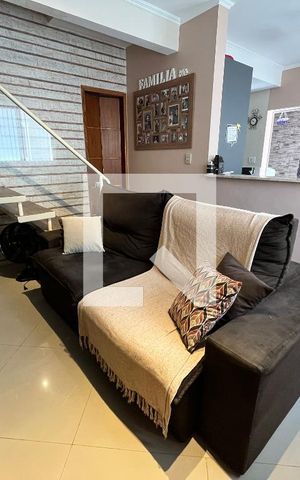 Casa de condomínio para alugar com 63m², 2 quartos e 1 vaga Casa de condomínio para alugar com 63m², 2 quartos e 1 vagaSala