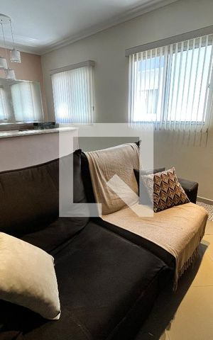 Casa de condomínio para alugar com 63m², 2 quartos e 1 vaga Casa de condomínio para alugar com 63m², 2 quartos e 1 vagaSala