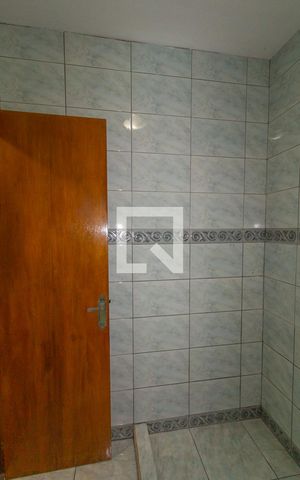 Casa à venda com 260m², 4 quartos e 2 vagas Casa à venda com 260m², 4 quartos e 2 vagasBanheiro Social