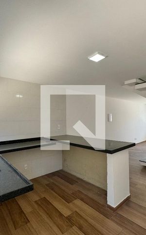 Casa de condomínio à venda com 88m², 3 quartos e 1 vaga Casa de condomínio à venda com 88m², 3 quartos e 1 vagaCozinha