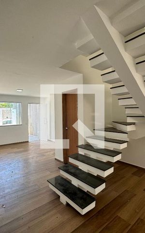 Casa de condomínio à venda com 88m², 3 quartos e 1 vaga Casa de condomínio à venda com 88m², 3 quartos e 1 vagaSala
