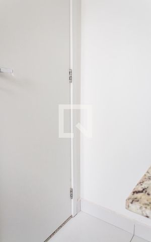 Apartamento à venda com 109m², 4 quartos e 2 vagas Apartamento à venda com 109m², 4 quartos e 2 vagasBanheiro da Suíte