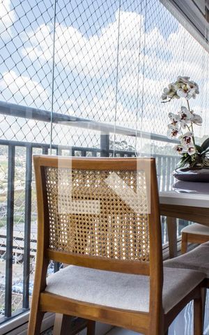 Apartamento à venda com 109m², 4 quartos e 2 vagas Apartamento à venda com 109m², 4 quartos e 2 vagasVaranda gourmet
