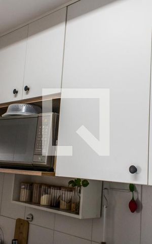Apartamento à venda com 109m², 4 quartos e 2 vagas Apartamento à venda com 109m², 4 quartos e 2 vagasDetalhe da cozinha