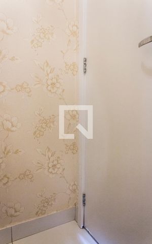 Apartamento à venda com 109m², 4 quartos e 2 vagas Apartamento à venda com 109m², 4 quartos e 2 vagasLavabo