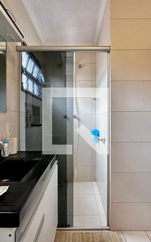 Casa à venda com 250m², 3 quartos e 4 vagasBanheiro Social 