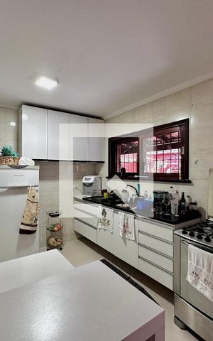 Casa à venda com 250m², 3 quartos e 4 vagasCozinha