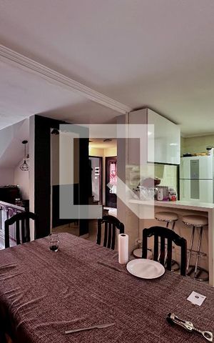 Casa à venda com 250m², 3 quartos e 4 vagasSala