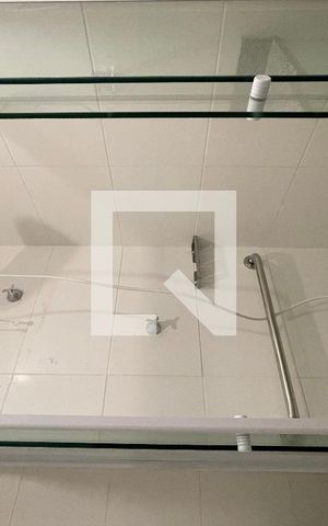 Studio para alugar com 25m², 1 quarto e sem vaga Studio para alugar com 25m², 1 quarto e sem vagaBanheiro