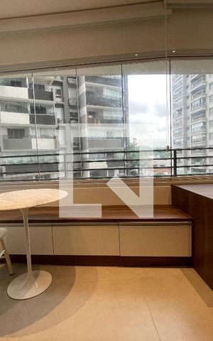 Studio para alugar com 25m², 1 quarto e sem vaga Studio para alugar com 25m², 1 quarto e sem vagaVaranda
