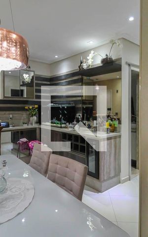 Apartamento à venda com 94m², 3 quartos e 1 vagaSala