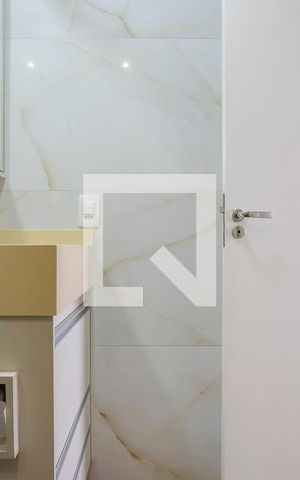 Apartamento à venda com 74m², 3 quartos e 2 vagasBanheiro da suíte