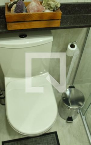 Apartamento à venda com 72m², 2 quartos e 2 vagasBanheiro Social 