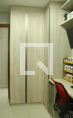Apartamento à venda com 72m², 2 quartos e 2 vagasQuarto 1 