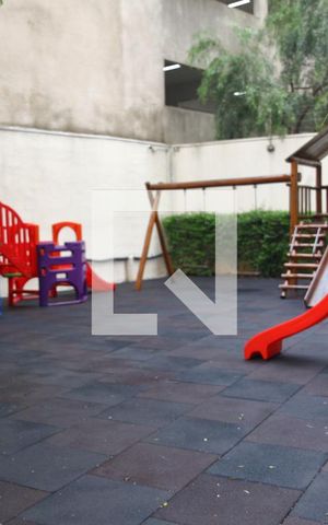 Apartamento à venda com 72m², 2 quartos e 2 vagasÁrea comum - Playground