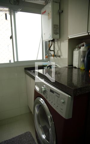 Apartamento à venda com 72m², 2 quartos e 2 vagasÁrea de Serviço