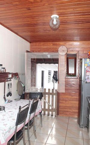 Casa para alugar com 366m², 5 quartos e 4 vagasCozinha 1