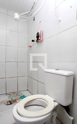 Casa para alugar com 366m², 5 quartos e 4 vagasBanheiro 2