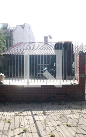 Casa para alugar com 366m², 5 quartos e 4 vagasFachada