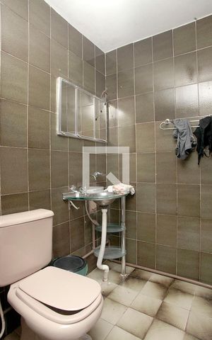 Casa para alugar com 366m², 5 quartos e 4 vagasBanheiro 3