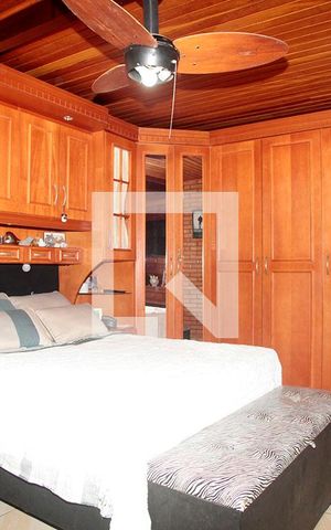 Casa para alugar com 366m², 5 quartos e 4 vagasQuarto 1