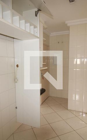 Apartamento à venda com 89m², 2 quartos e 2 vagasCozinha