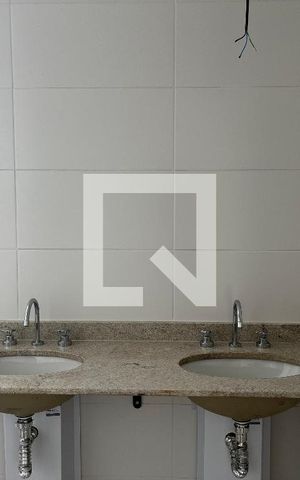 Apartamento à venda com 105m², 3 quartos e 2 vagasBanheiro da Suíte 2