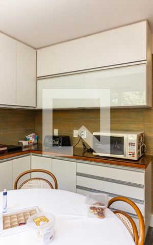 Apartamento para alugar com 220m², 3 quartos e 3 vagas Apartamento para alugar com 220m², 3 quartos e 3 vagasCozinha - Copa
