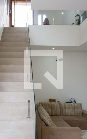 Casa à venda com 310m², 3 quartos e 4 vagasSalão Social