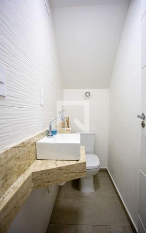 Casa à venda com 310m², 3 quartos e 4 vagasLavabo