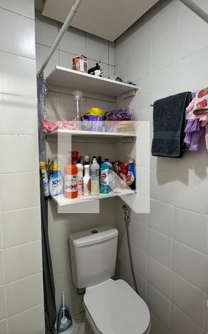 Apartamento à venda com 108m², 3 quartos e 3 vagas Apartamento à venda com 108m², 3 quartos e 3 vagasCozinha e Área de Serviço - Banheiro