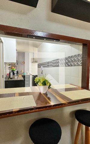 Apartamento à venda com 108m², 3 quartos e 3 vagas Apartamento à venda com 108m², 3 quartos e 3 vagasCozinha e Área de Serviço