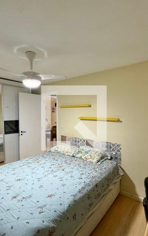 Apartamento à venda com 108m², 3 quartos e 3 vagas Apartamento à venda com 108m², 3 quartos e 3 vagasSuíte