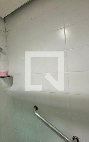 Apartamento à venda com 108m², 3 quartos e 3 vagas Apartamento à venda com 108m², 3 quartos e 3 vagasBanheiro Social