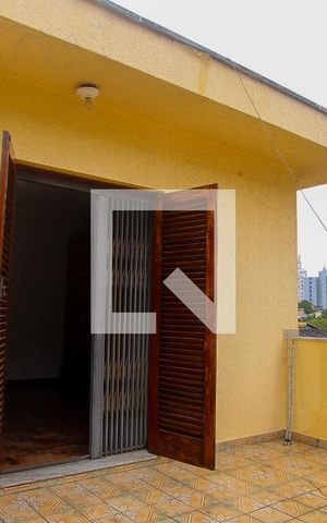 Casa à venda com 400m², 6 quartos e 5 vagas Casa à venda com 400m², 6 quartos e 5 vagasÁrea comum