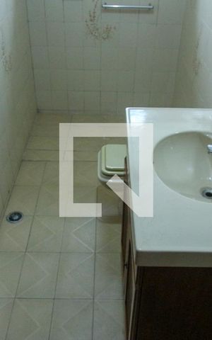 Casa à venda com 400m², 6 quartos e 5 vagas Casa à venda com 400m², 6 quartos e 5 vagasBanheiro 3