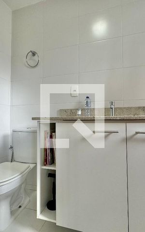 Casa de condomínio para alugar com 138m², 3 quartos e 2 vagas Casa de condomínio para alugar com 138m², 3 quartos e 2 vagasSuíte 3 - Banheiro