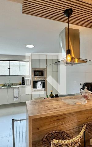 Casa de condomínio para alugar com 138m², 3 quartos e 2 vagas Casa de condomínio para alugar com 138m², 3 quartos e 2 vagasCozinha e Área de Serviço