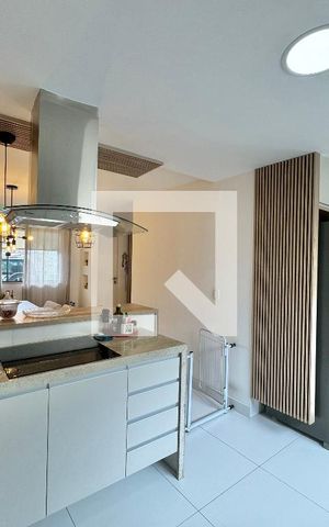 Casa de condomínio para alugar com 138m², 3 quartos e 2 vagas Casa de condomínio para alugar com 138m², 3 quartos e 2 vagasCozinha e Área de Serviço