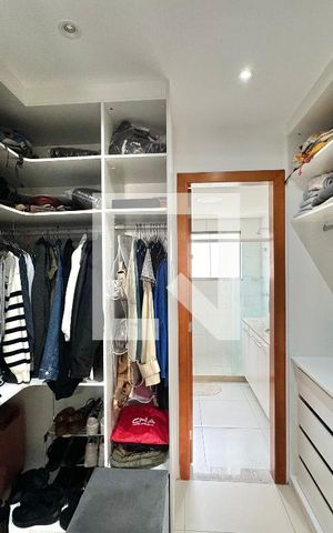 Casa de condomínio para alugar com 138m², 3 quartos e 2 vagas Casa de condomínio para alugar com 138m², 3 quartos e 2 vagasSuíte 1 (Master) - Closet