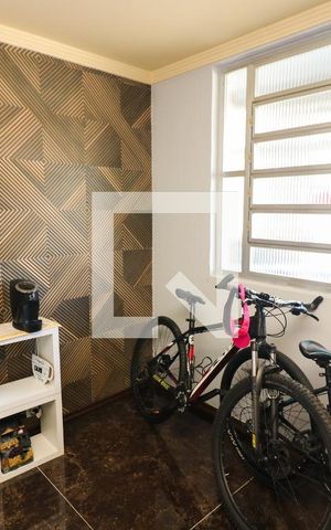 Apartamento para alugar com 135m², 3 quartos e 1 vaga Apartamento para alugar com 135m², 3 quartos e 1 vagaSala 2
