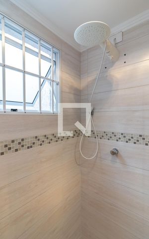Casa para alugar com 197m², 3 quartos e 1 vagaBanheiro 2