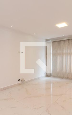 Casa para alugar com 197m², 3 quartos e 1 vagaSala