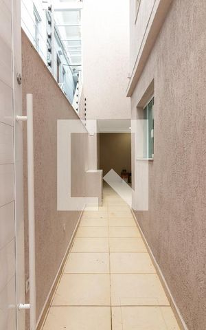 Casa para alugar com 197m², 3 quartos e 1 vagaCorredor Lateral